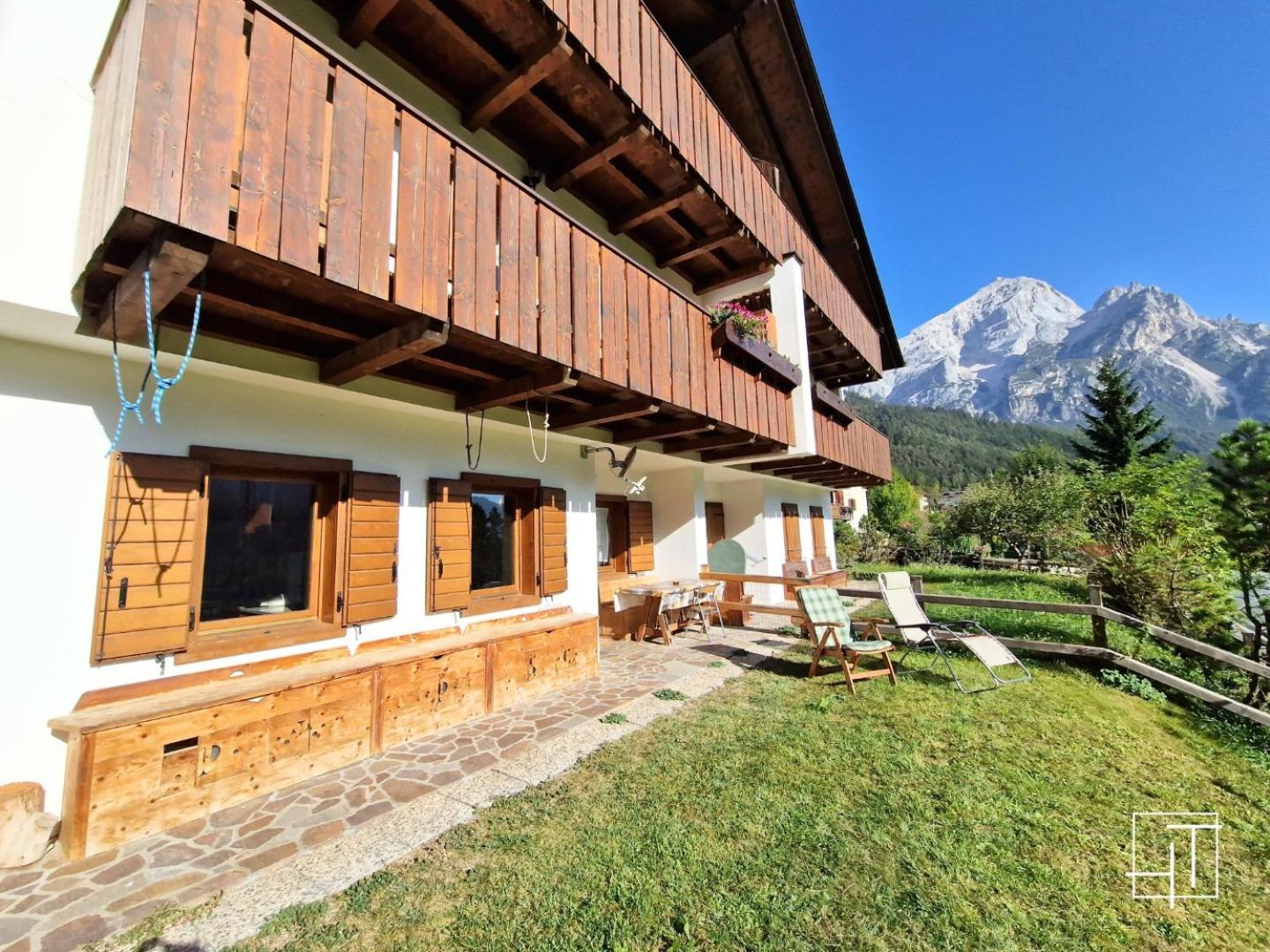 Ht - Ciasa Dahu Cortina Escape Apartment San Vito di Cadore Luaran gambar