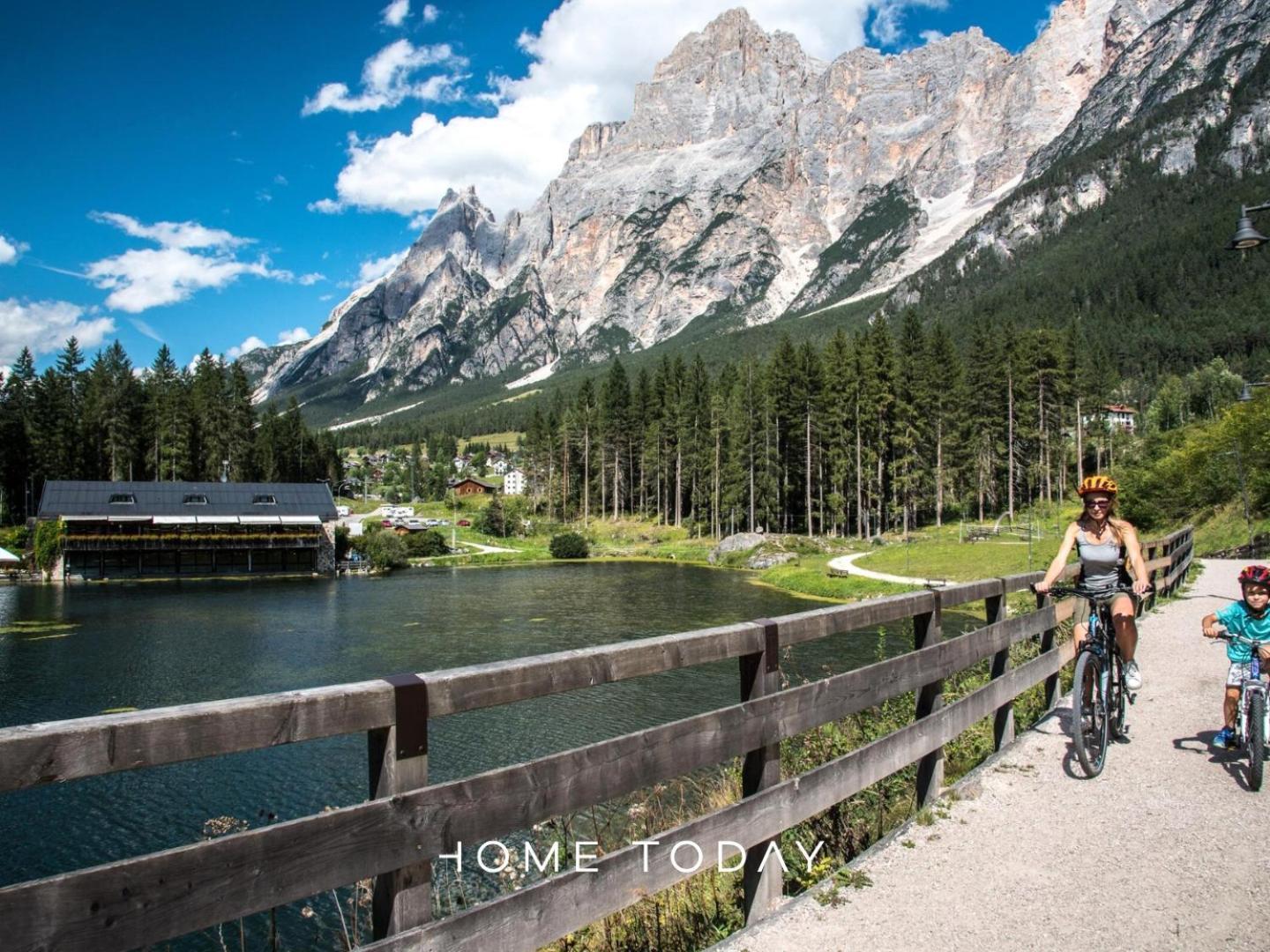 Ht - Ciasa Dahu Cortina Escape Apartment San Vito di Cadore Luaran gambar